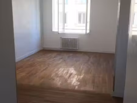 location pour 3 étudiants - caen st jean