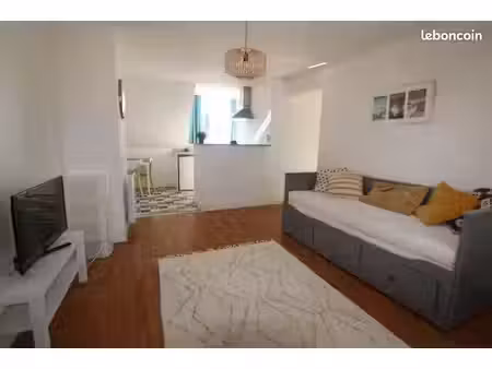 studio 1 pièce 25 m²