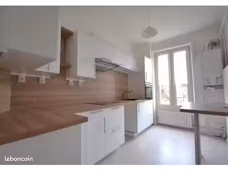 appartement 3 pièces 61 m²