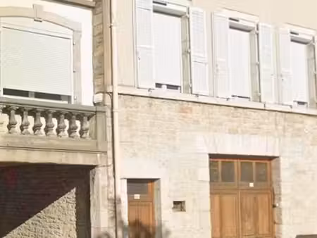 appartement 3 pièces 55 m²