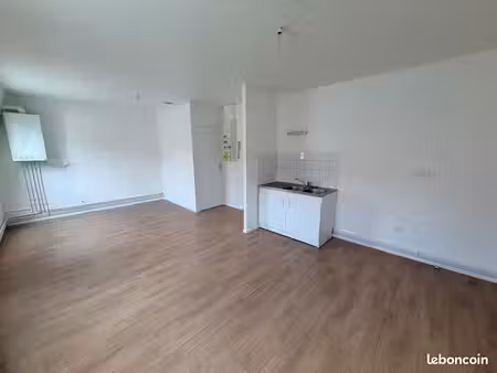 location appartement t3 de 52m² à cambrai
