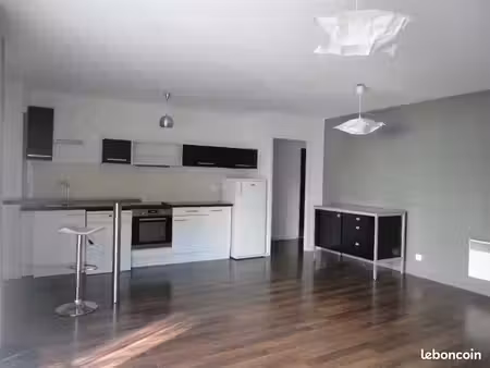 appartement 3 pièces 64 m²