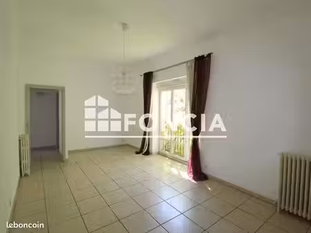 appartement 4 pièces 83.37m² à louer 821.55 - nimes 30900
