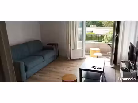 studio meublé 26 m² tout équipé  balcon sans vis-à-vis  cave – reims sud