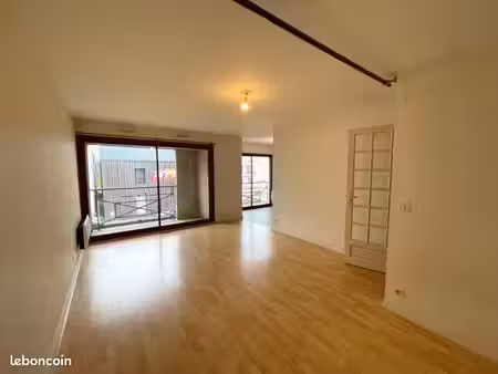 studio 1 pièce 34 m²
