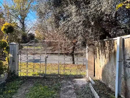 appartement t2 meublé entièrement rénové – terrasse et jardin