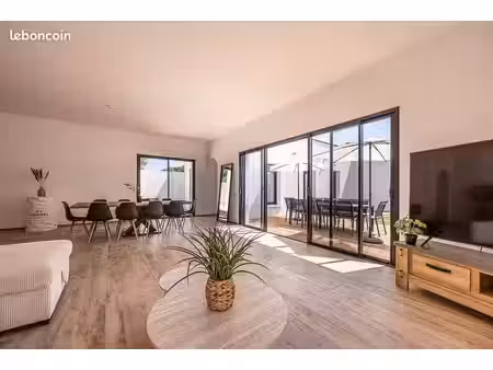 maison 5 pièces 170 m²