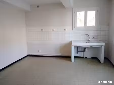 maison de village 97m2
