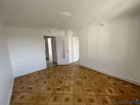 f3- 86 rue greuze 69100 villeurbanne