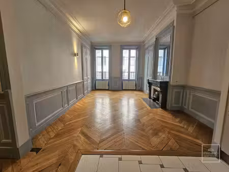 appartement lyon 4 pièces 112.51 m2 - proximité parc tête d'or