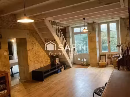 vente maison 8 pièces 207 m² à mortagne-sur-gironde (17120)  197 500 €
