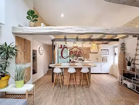 maison en pierre renovee / 80 m2 - secteur fargues