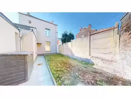 appartement à louer à rue du taillis 4 courcelles (vbe70421)