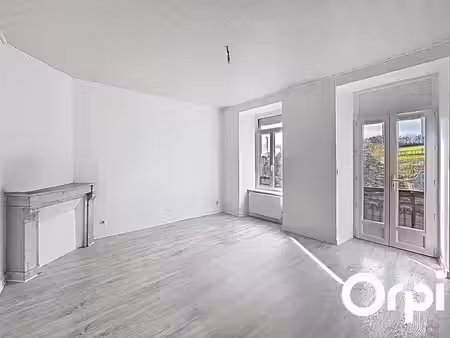 location appartement 3 pièces 63.48 m² à neuvéglise-sur-truyère (15260)  490 €