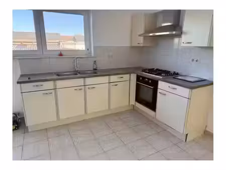 maison à louer à place du jeu de balle 13 dour (vbe70429)