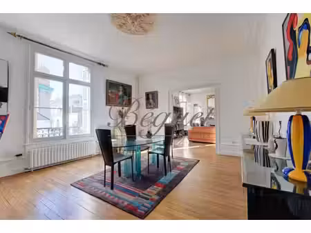 maison de luxe à vendre à tours