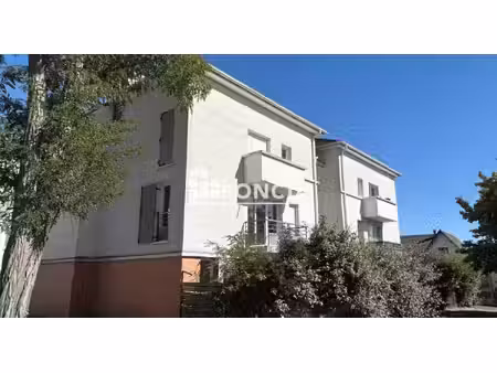 f2 balcon