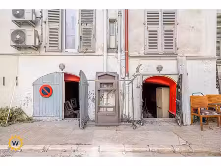 local 80 m2 à usage d'entrepôt - gioffredo / defly
