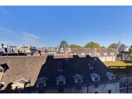 exclusivité studio 13.5 m² vue sur l'hôpital saint-louis