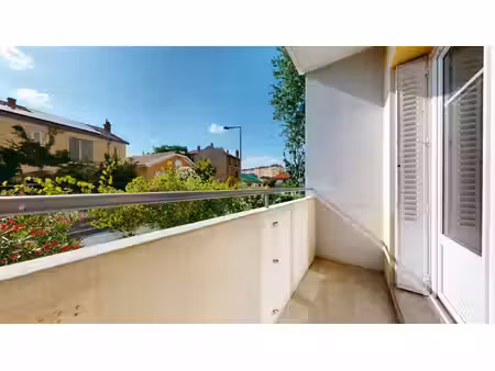 appartement t3 de 78m² - rue charles robin  villeurbanne