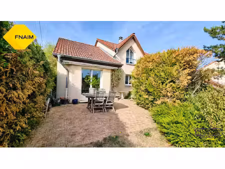 rozerieulles /: maison f6  année 1993  120 m2  jardin.