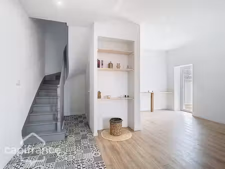 maison rénovée 7 pièces + studio thouars (79)