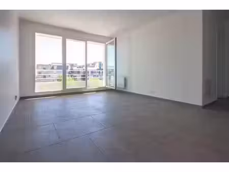 location appartement 3 pièces 57.14 m² à cergy (95000)  1 200 €