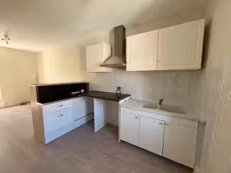 location duplex 1 pièce 30.88 m² à saint-yrieix-la-perche (87500)  395 €