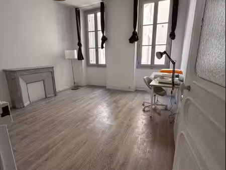 à vendre – t4 de 84 m² – marseille république / joliette