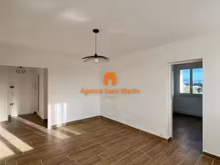 appartement t3 rénové avec vue dégagée
