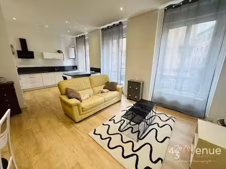 hyper centre/joli t2 meuble