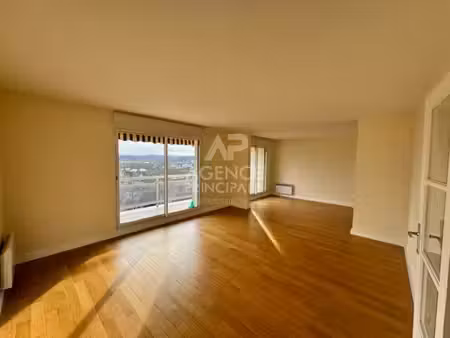 appartement 4 pièce(s) 80 m2 - saint germain en laye