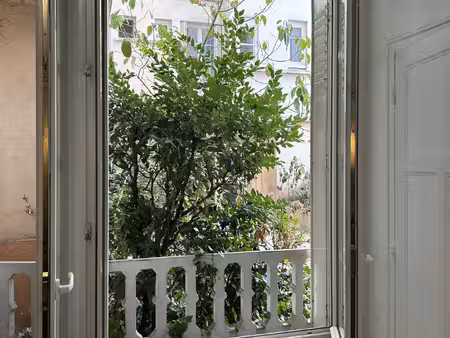 un joli studio au rez-de-chaussée secteur picpus