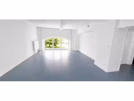 benfeld – local professionnel 232 5 m² – immeuble « le cardinal » – environnement tertiair