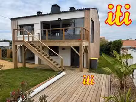 vente maison aux sables-d'olonne (85100) : à vendre / 125m² les sables-d'olonne