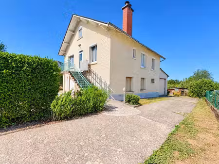 la primaube vers rodez. jolie maison 4 chambres avec garage + atelier.