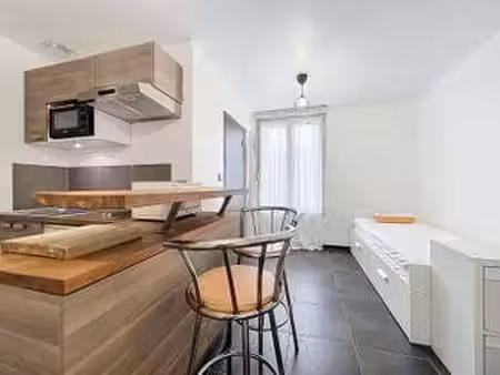 location appartement t1 meublé à brest pilier rouge (29200) : à louer t1 meublé / 18m² bre