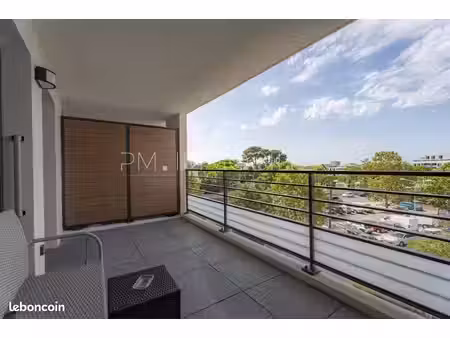 studio 1 pièce 25 m²