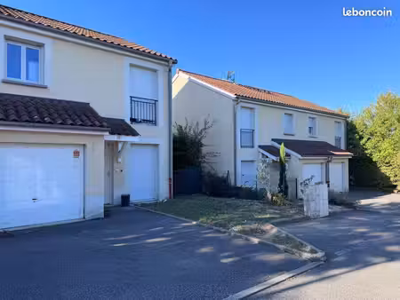 maison 3 pièces 70 m²