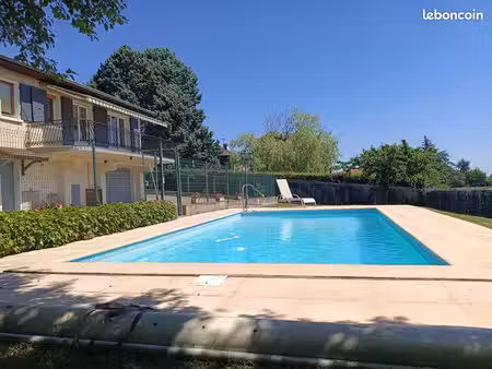 6 pièces • 5 chambres • 160 m² • 1 500 m² de terrain