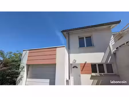 maison 3 pièces mitoyenne 79m² avec jardin