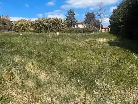 terrain 308 m² les haies