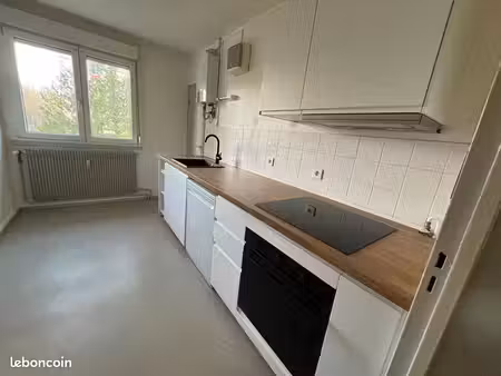 appartement 4 pièces 94 m²