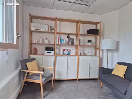 sous-location d'un bureau au pôle médical de sathonay-camp