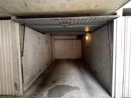 garage 12 m² villeurbanne