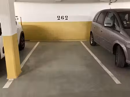 parking quai joseph gillet 69004