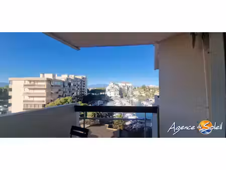 appartement + parking avec magnifique vue port et canigou