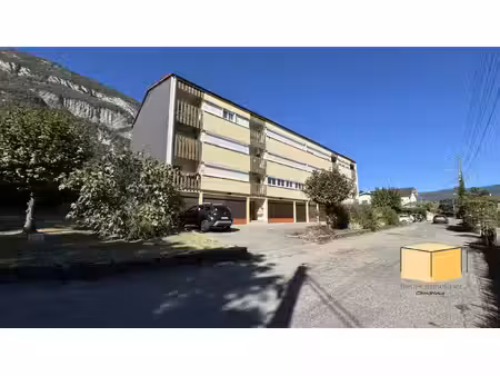 appartement 5 pièces à rénover avec garage et cave à culoz