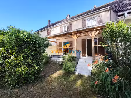maison familiale avec acces foret - 4 chambre + bureau - ideal