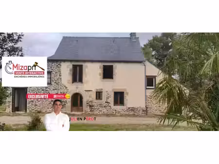 exclusivité ! vente aux enchères. maison datant de 1702. 3 chambres. grand terrain. double